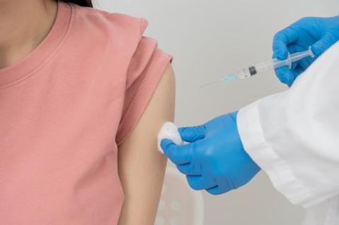 Illustration de l'article Centre de vaccination : de l’habilitation au suivi par l’ARS