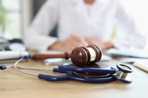 Illustration de l'article Arrêt maladie et congés payés : le juge précise les règles de prescription