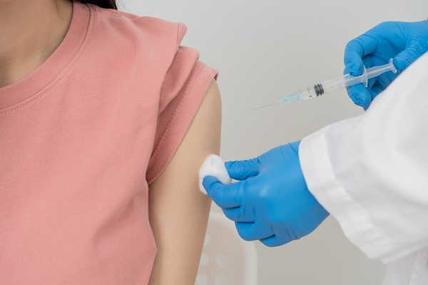 Illustration de l'article Centre de vaccination : de l’habilitation au suivi par l’ARS