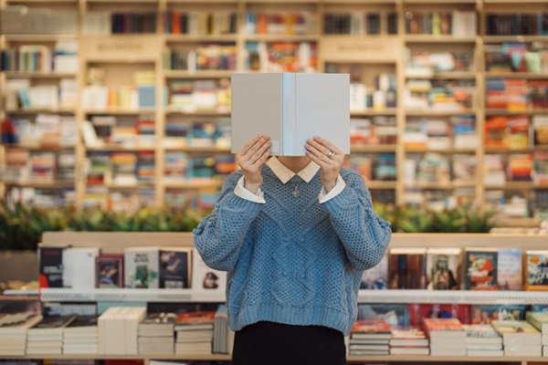 Illustration de l'article Artistes-auteurs : quelle fiscalité pour la vente de leurs propres livres ?