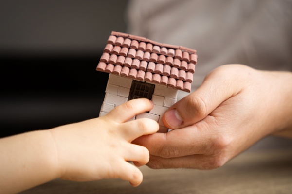 Illustration de l'article C’est l’histoire d’une petite-fille qui hérite de la holding de sa grand-mère…
