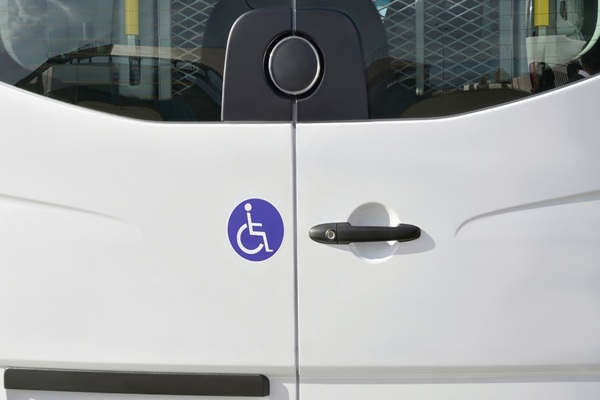 Illustration de l'article Le transport sanitaire actuel : inadapté aux besoins des patients ?
