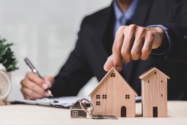 Illustration de l'article Achat immobilier : 3ème vague de hausse des frais de notaire